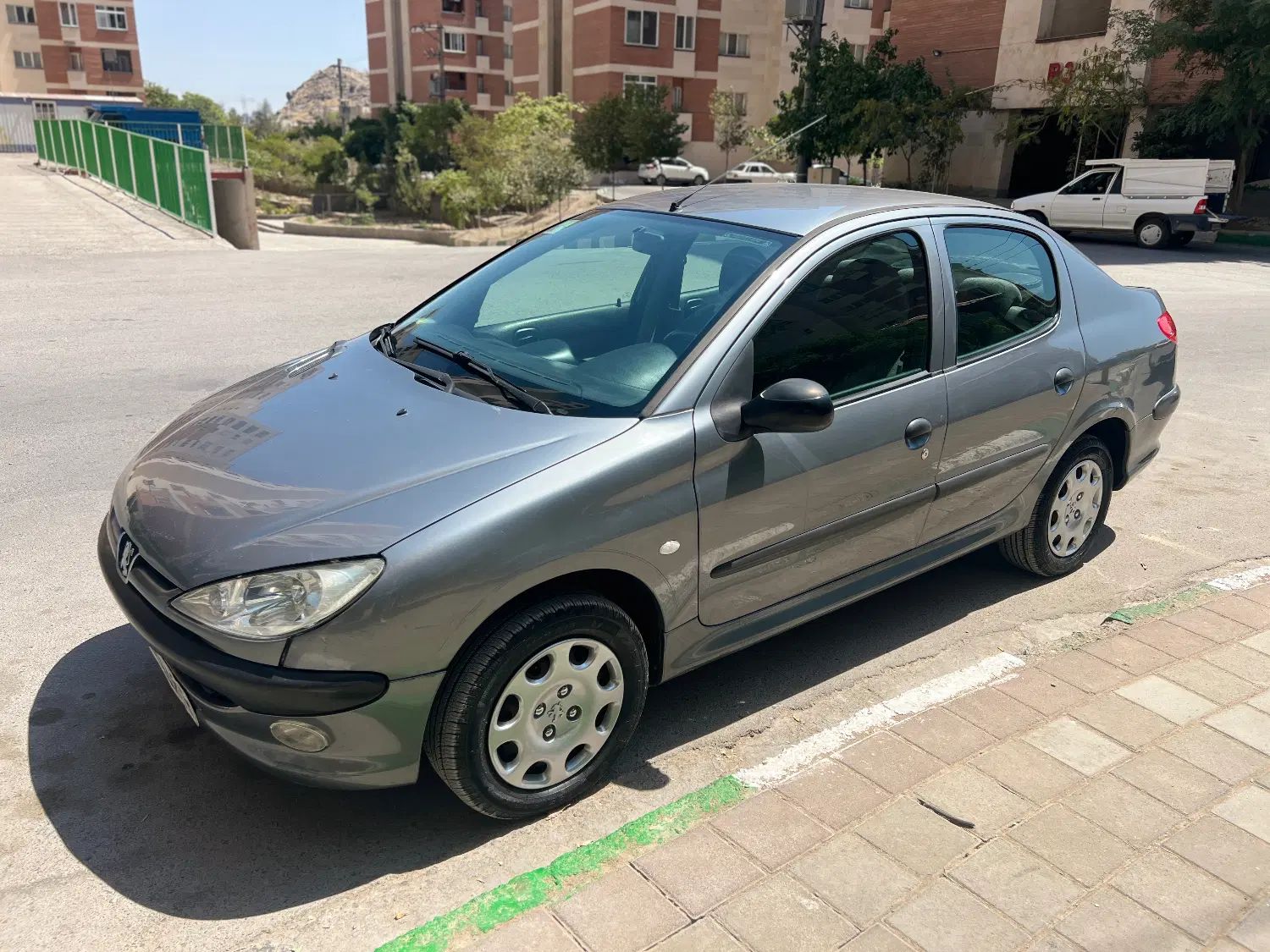 پژو ۲۰۶ صندوق دار v8 - 1388