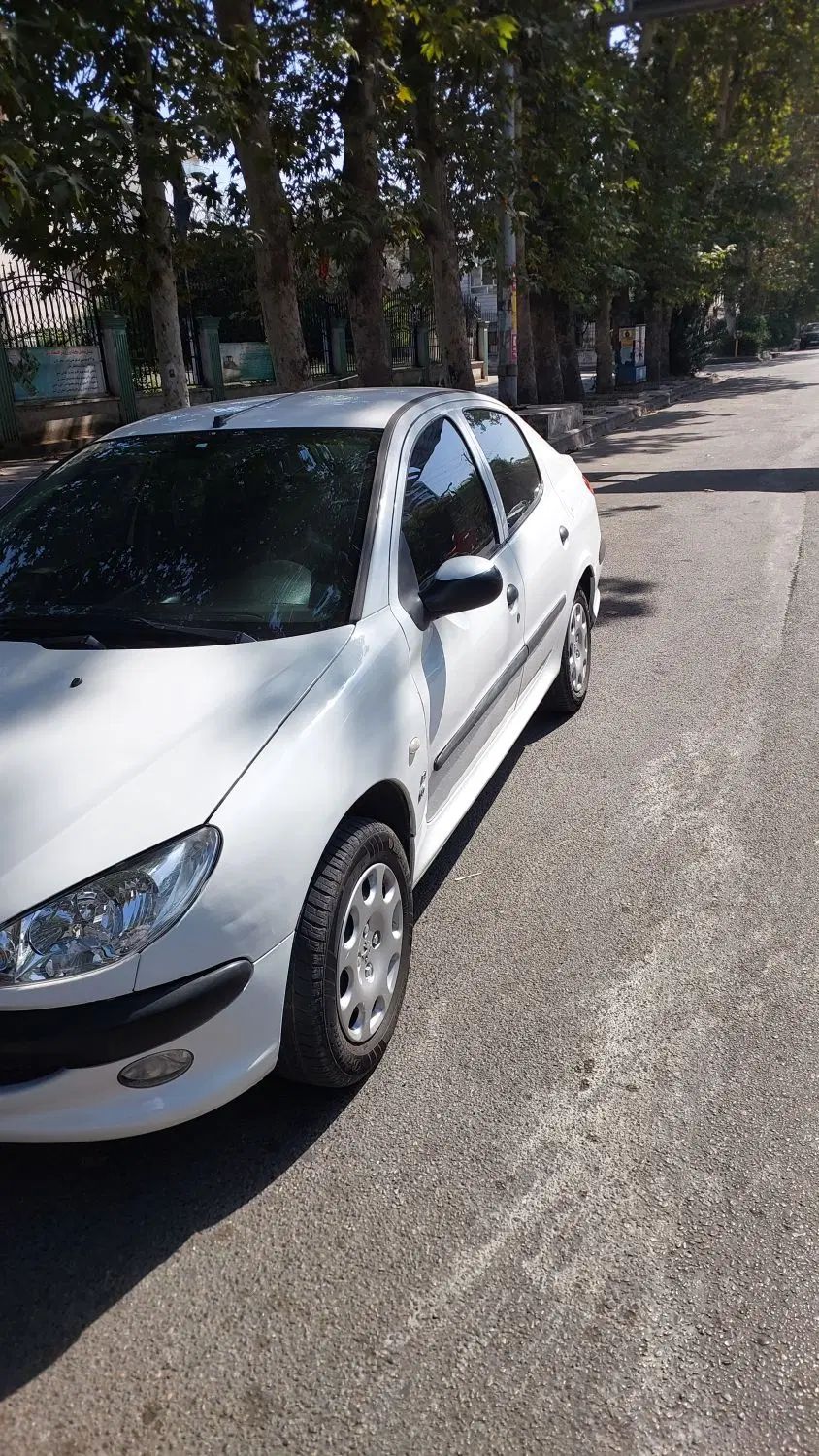 پژو ۲۰۶ صندوق دار v20 - 1391