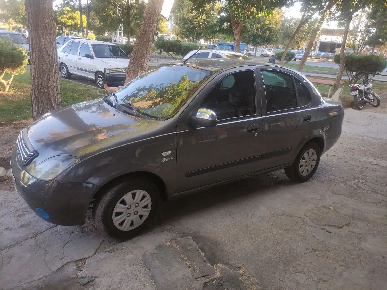 تیبا صندوق دار SX - 1390