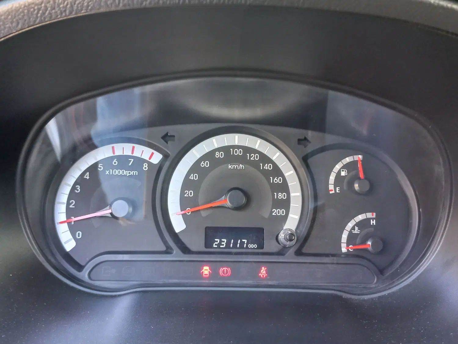 کوییک R دنده‌ای - 1402