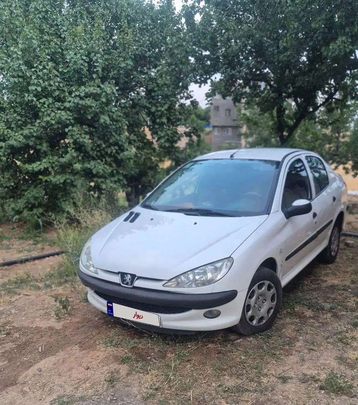 پژو ۲۰۶ صندوق دار v8 - 1393