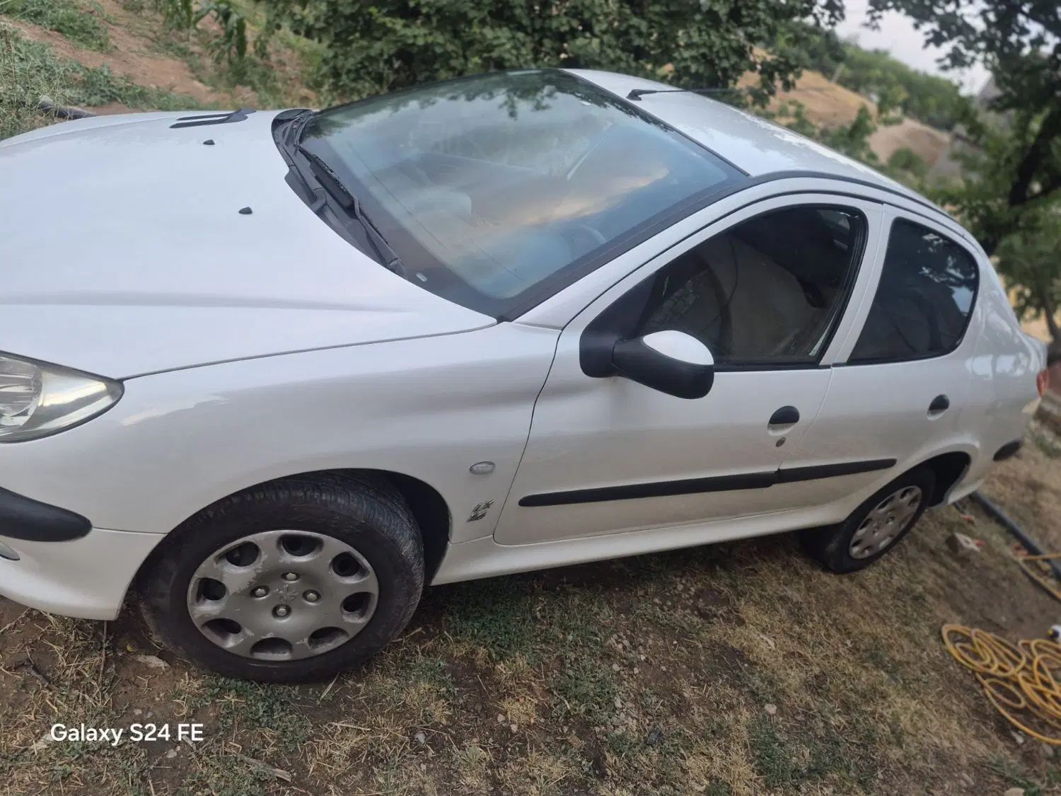 پژو ۲۰۶ صندوق دار v8 - 1393
