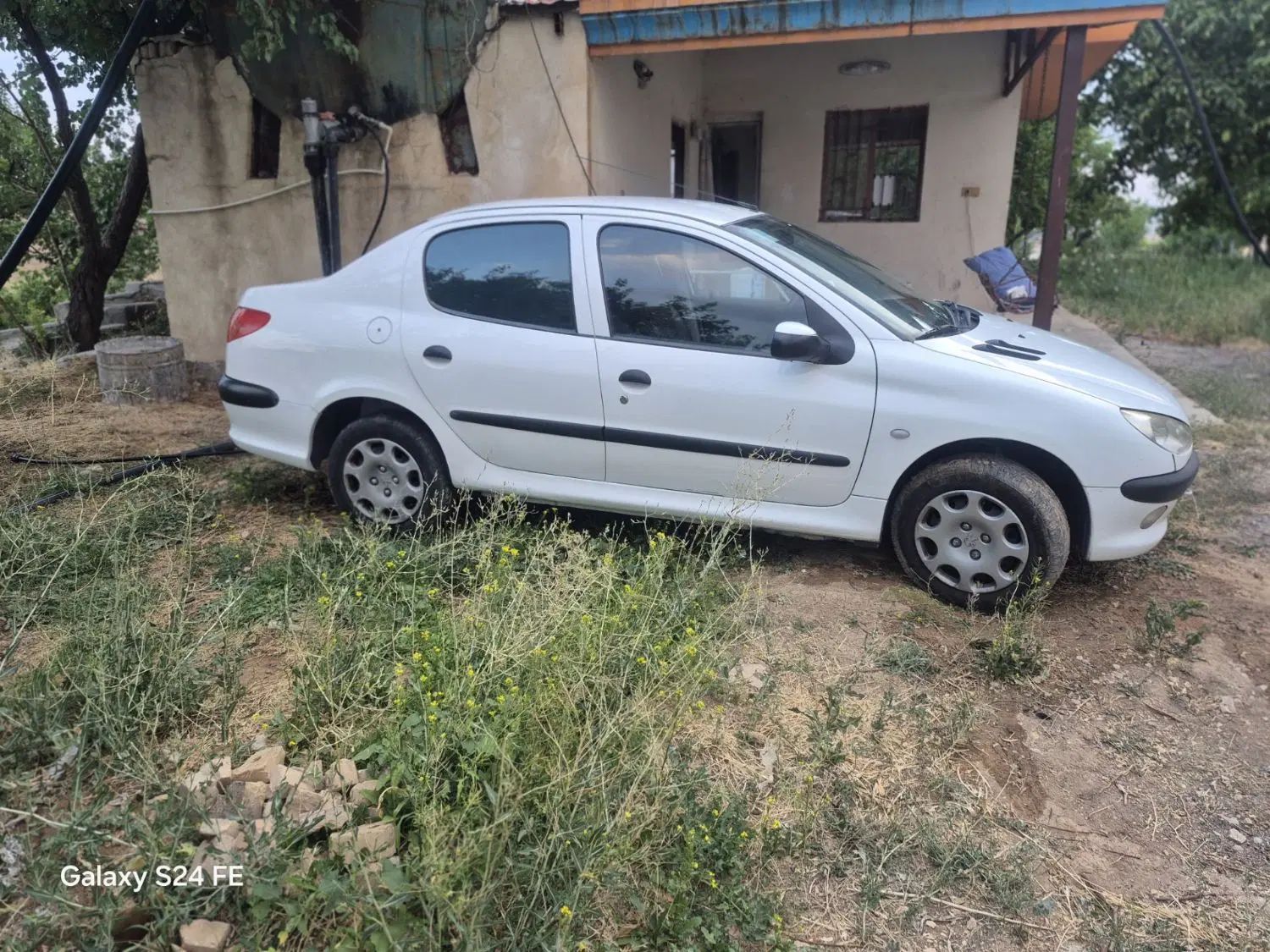 پژو ۲۰۶ صندوق دار v8 - 1393