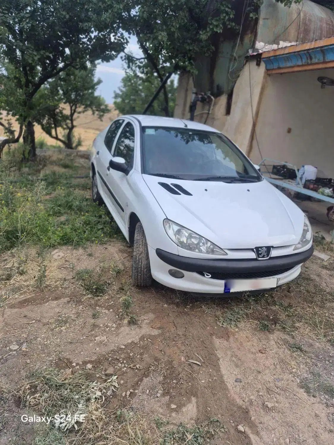 پژو ۲۰۶ صندوق دار v8 - 1393