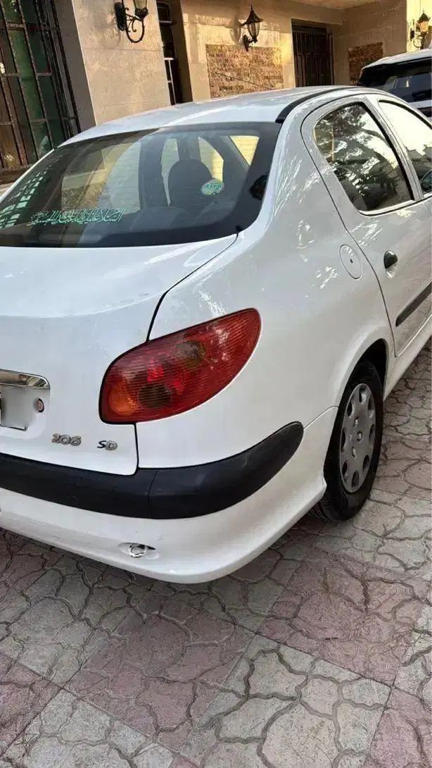 پژو ۲۰۶ صندوق دار v8 - 1393