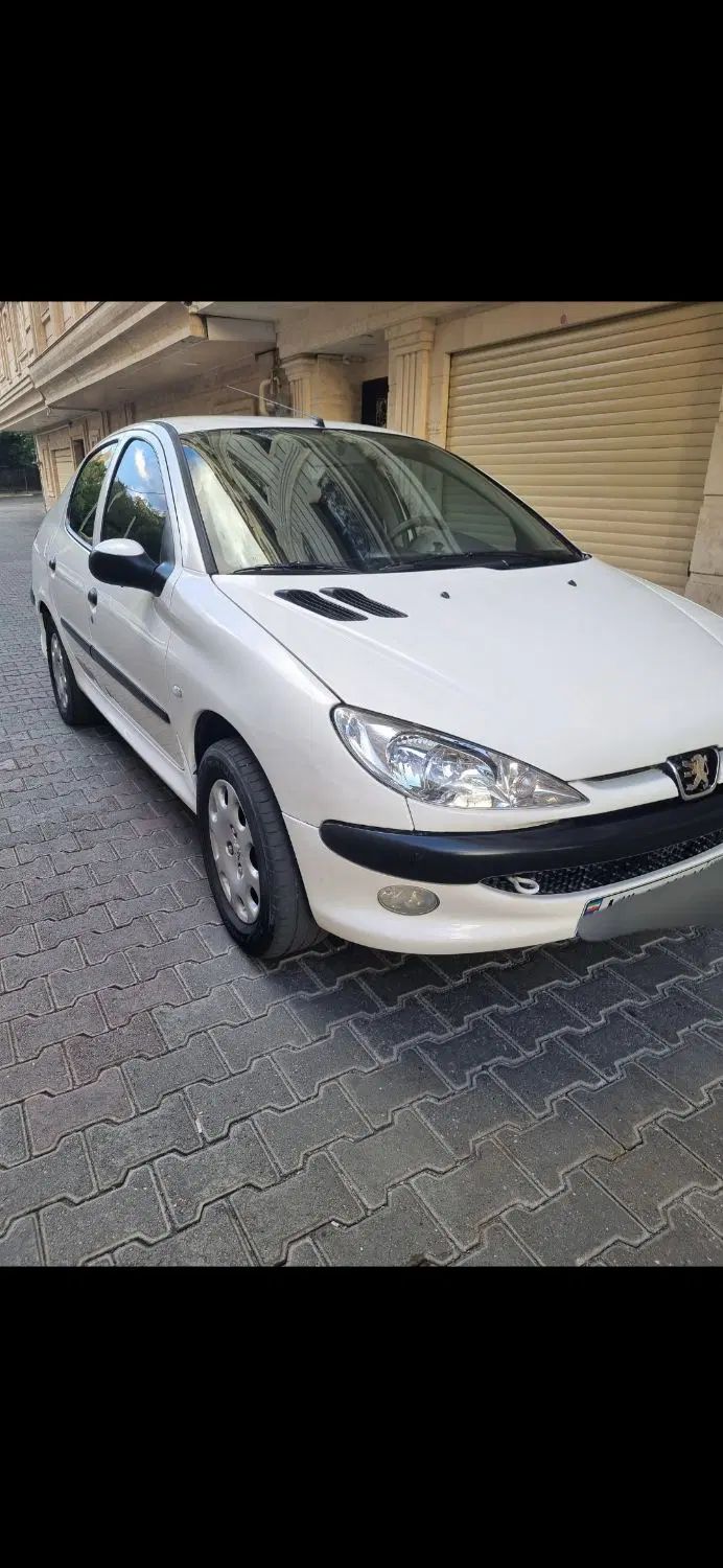 پژو ۲۰۶ صندوق دار v8 - 1393