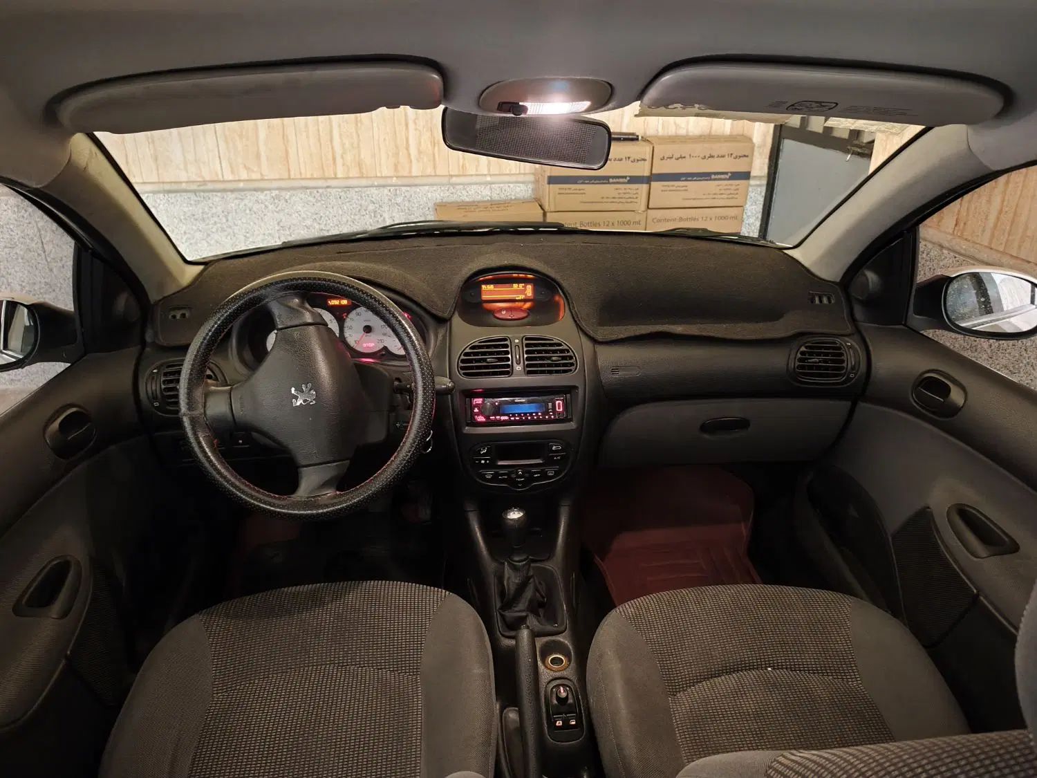 پژو ۲۰۶ صندوق دار v8 - 1398