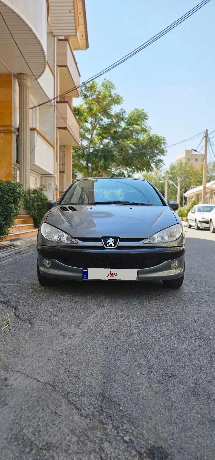 پژو ۲۰۶ صندوق دار v8 - 1386