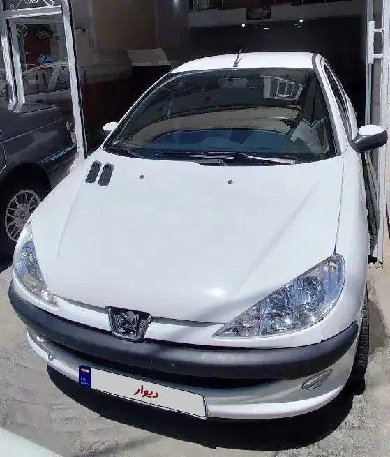 پژو ۲۰۶ صندوق دار v8 - 1394