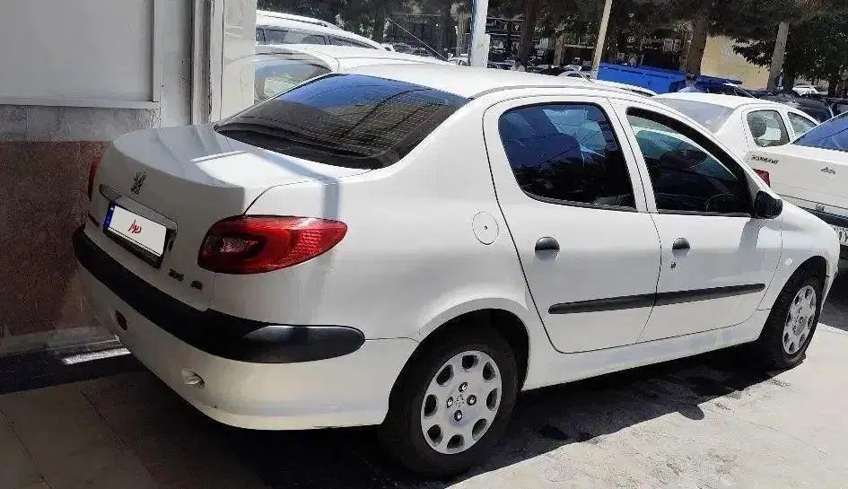 خودرو پژو، ۲۰۶ صندوق دار آگهی ann_20019114