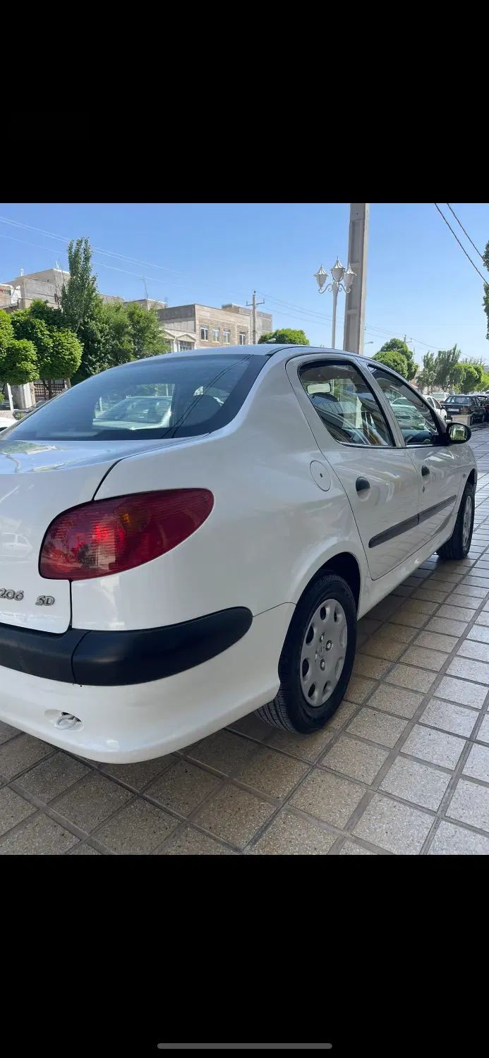 پژو ۲۰۶ صندوق دار v20 - 1391