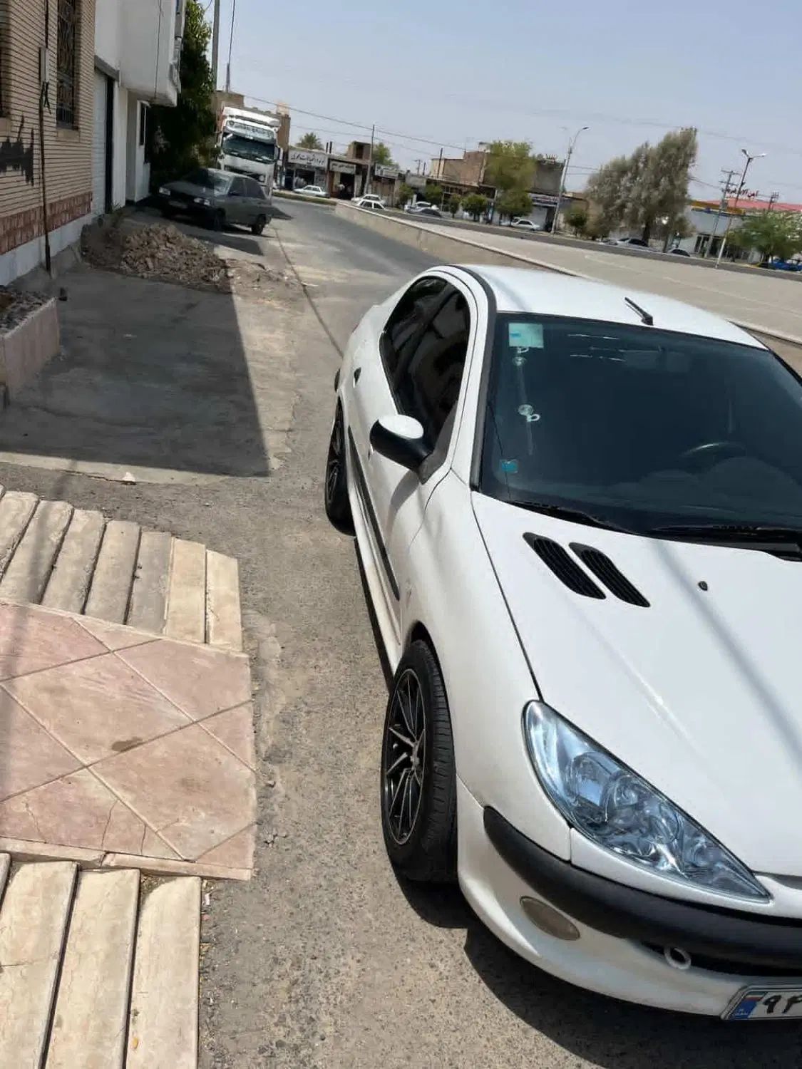 پژو ۲۰۶ صندوق دار v8 - 1395