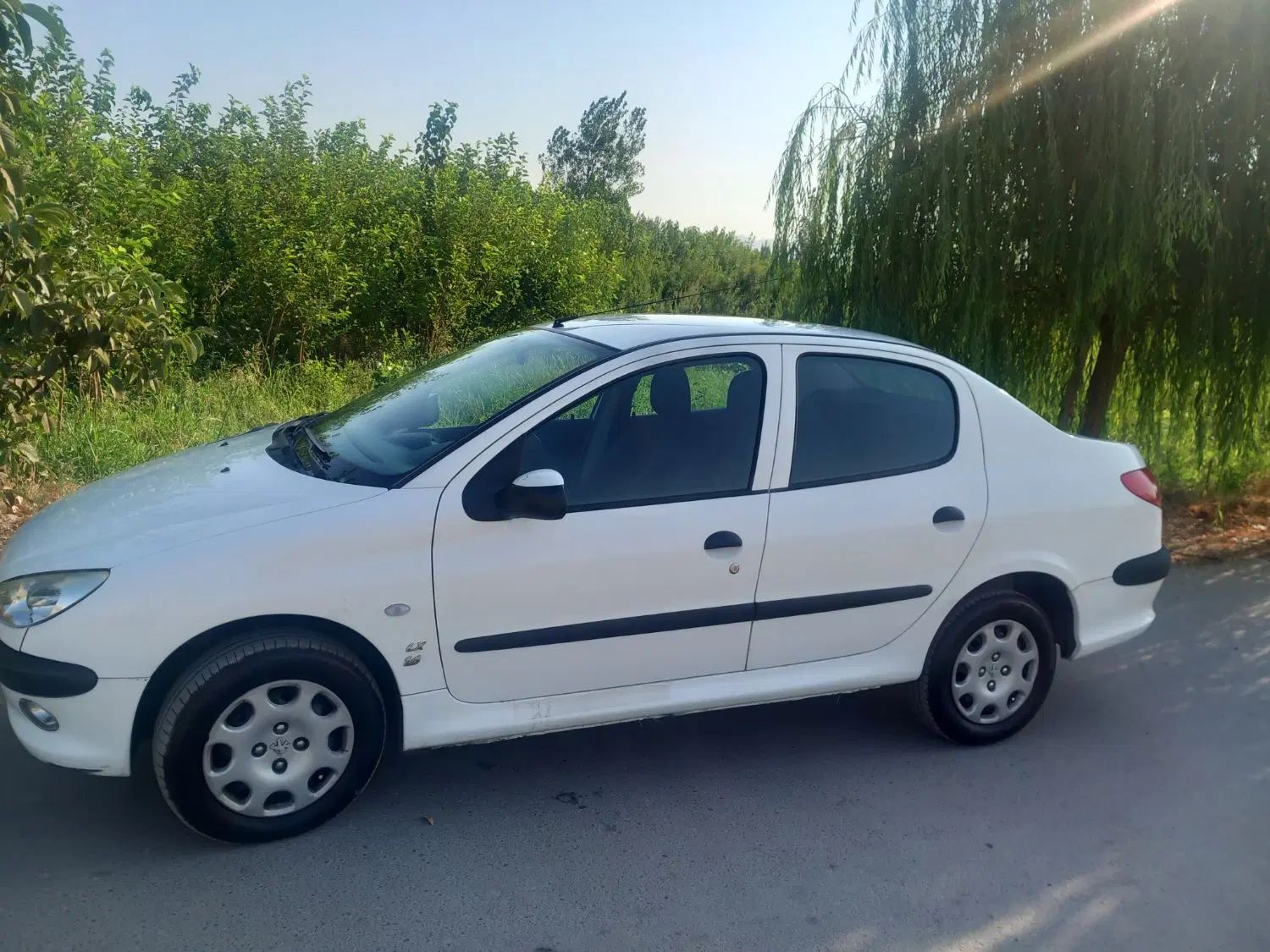 پژو ۲۰۶ صندوق دار v8 - 1396