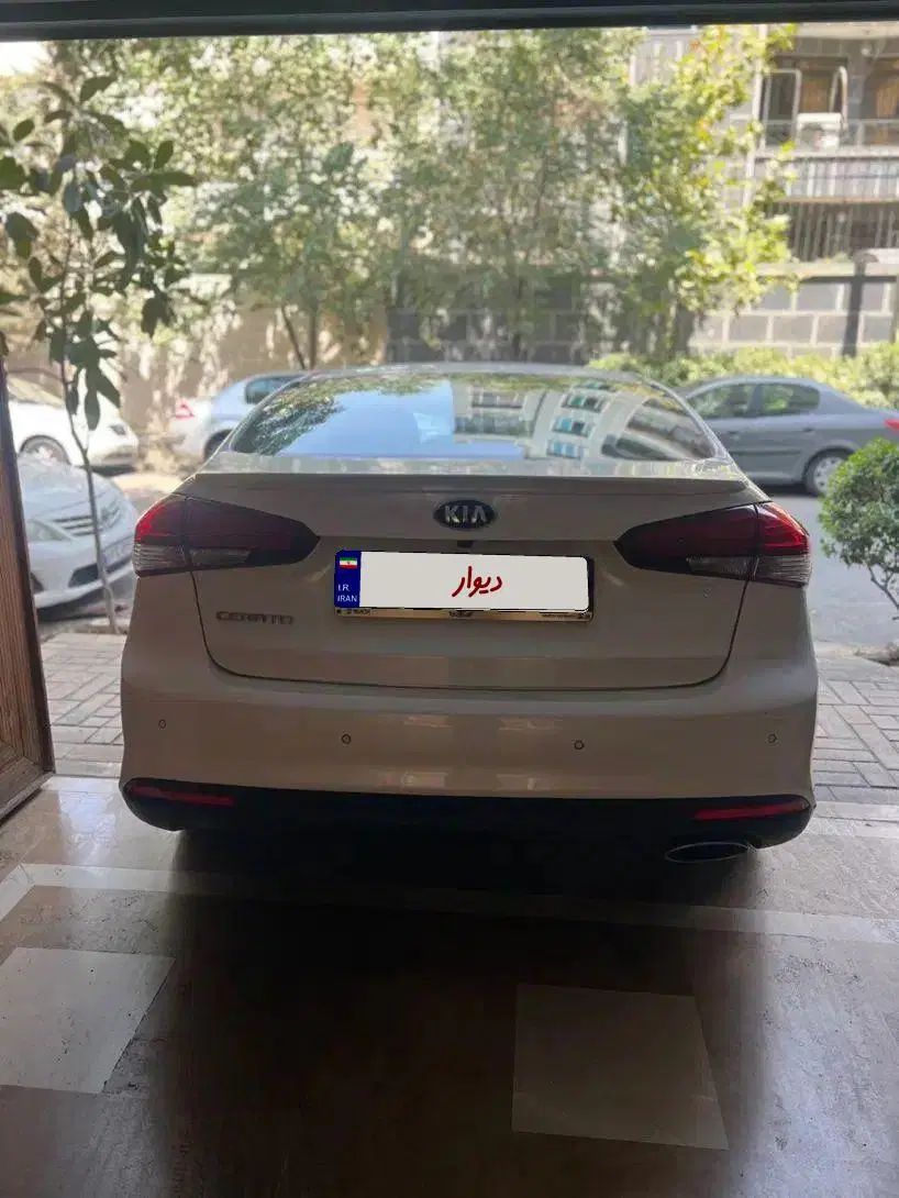 کیا سراتو 2.0 لیتر اتوماتیک GT لاین - 2018
