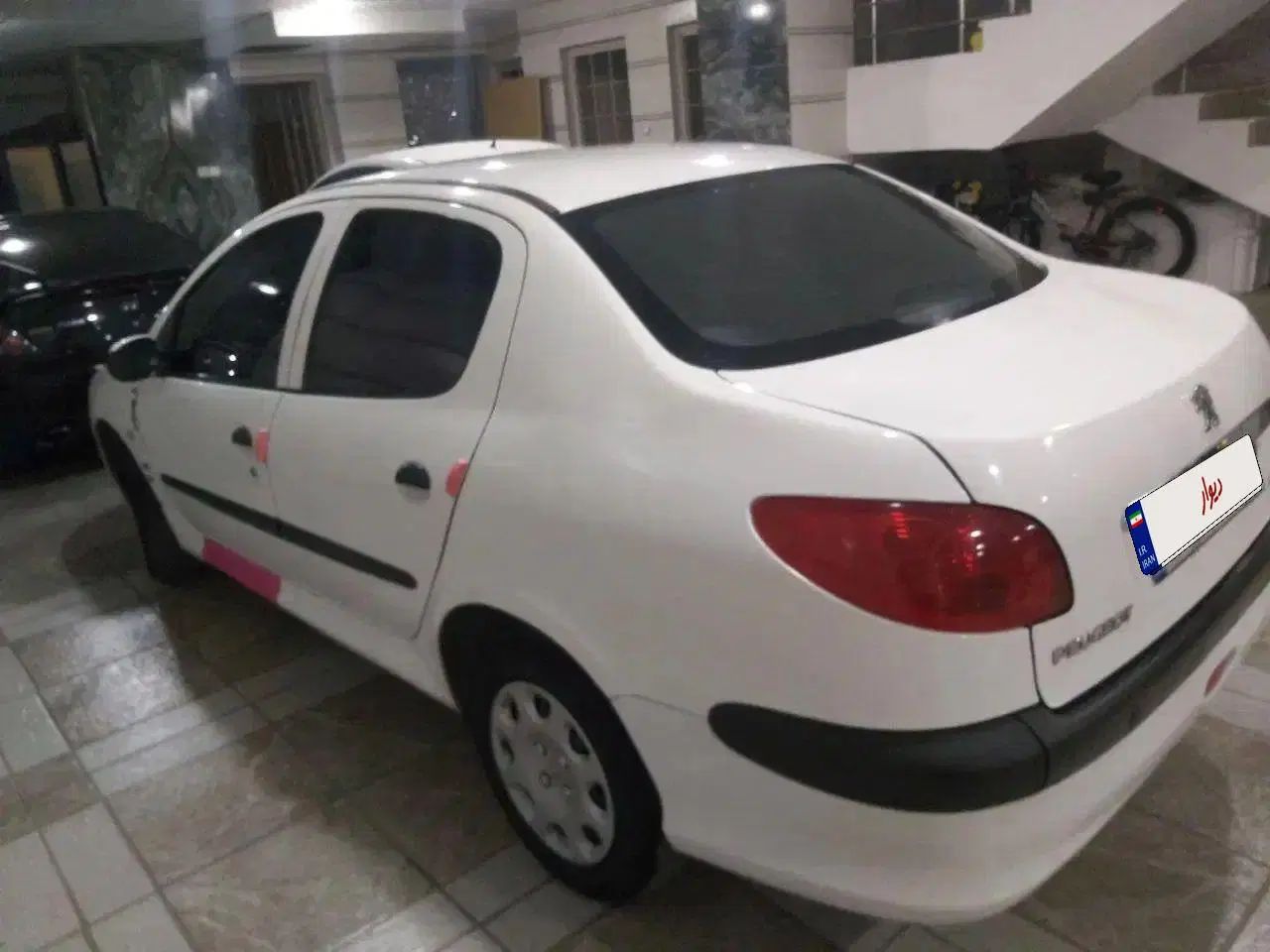 پژو ۲۰۶ صندوق دار v8 - 1394