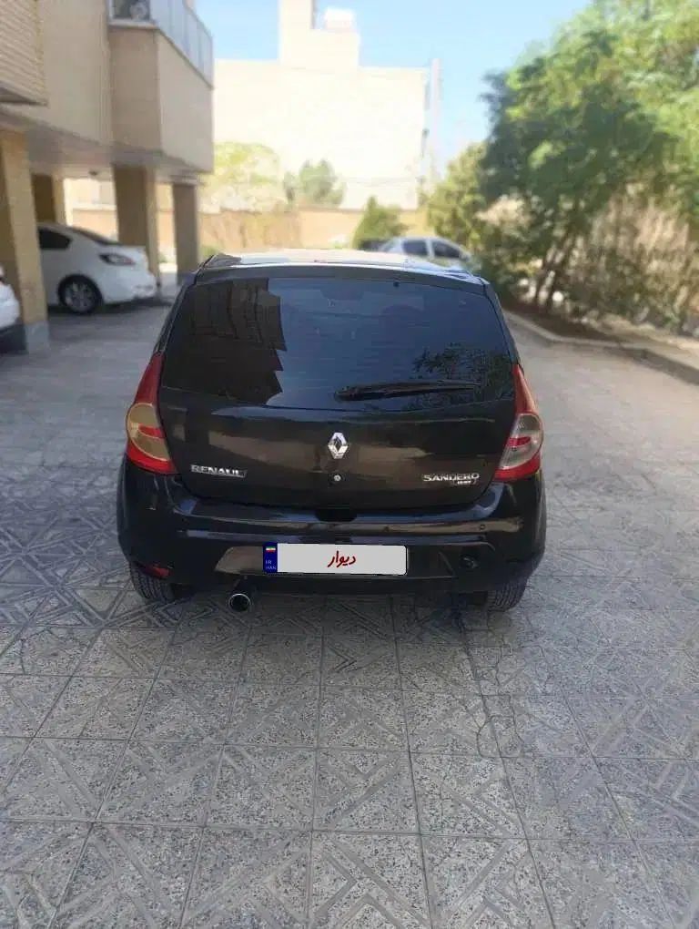 رنو ساندرو دنده ای - 1395
