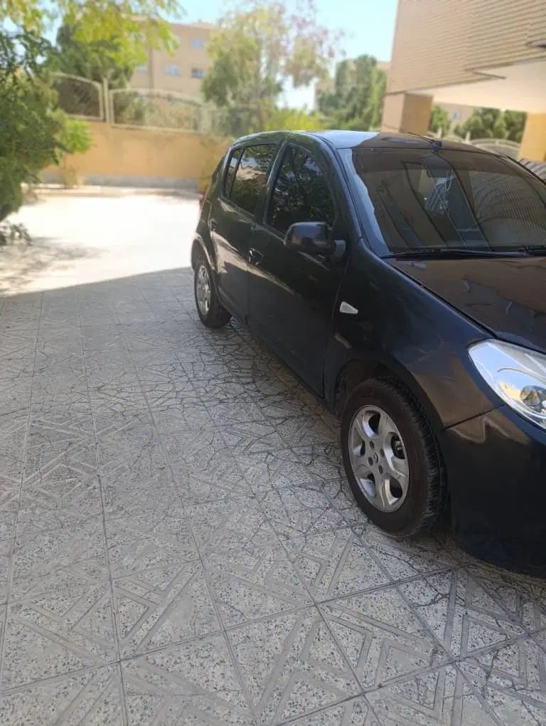 رنو ساندرو دنده ای - 1395