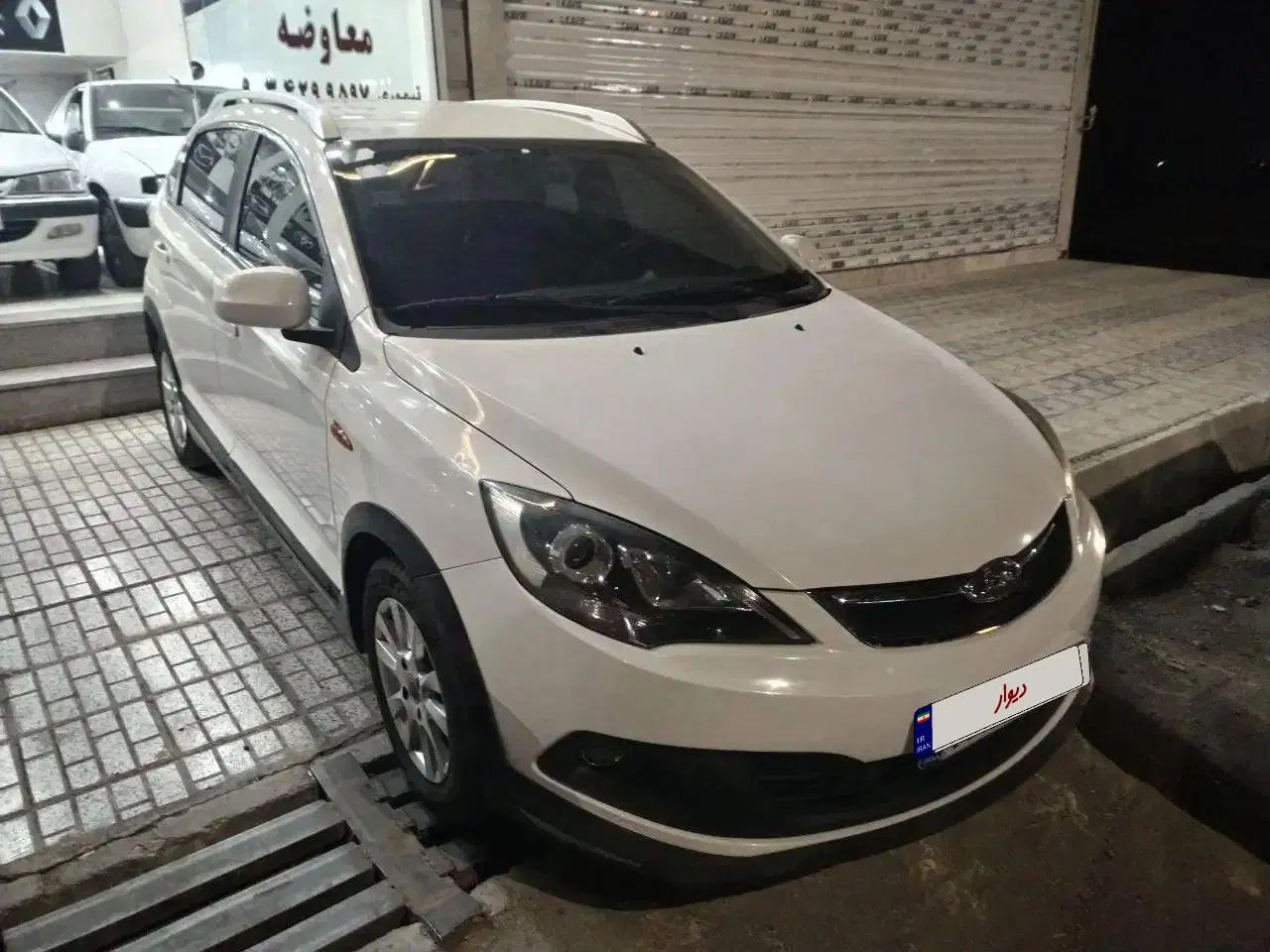 خودرو ام وی ام، 315 هاچ بک آگهی ann_20020033