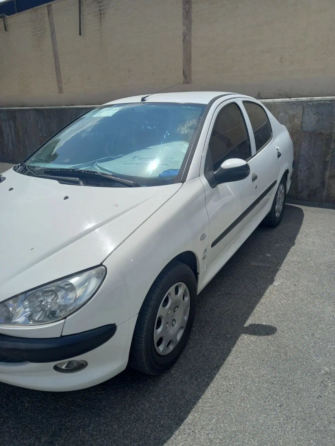 پژو ۲۰۶ صندوق دار v8 - 1397