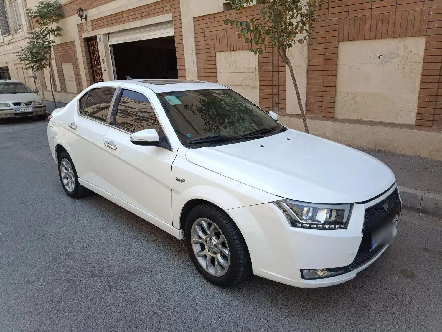دنا پلاس توربو 6 دنده - 1400