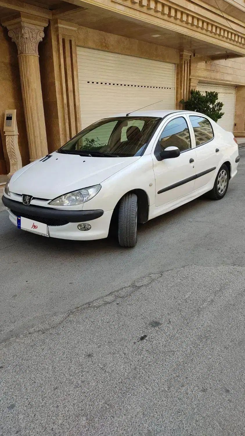 پژو ۲۰۶ صندوق دار v8 - 1394