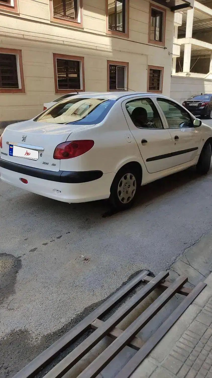 پژو ۲۰۶ صندوق دار v8 - 1394