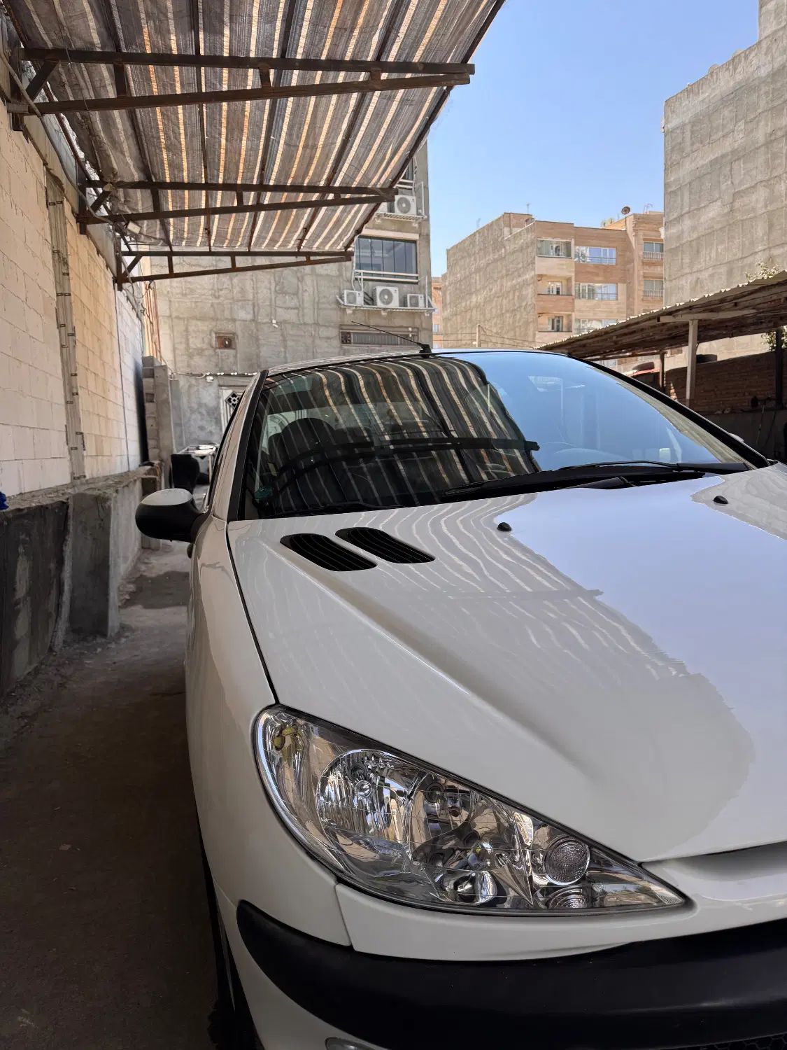 پژو ۲۰۶ صندوق دار v8 - 1395