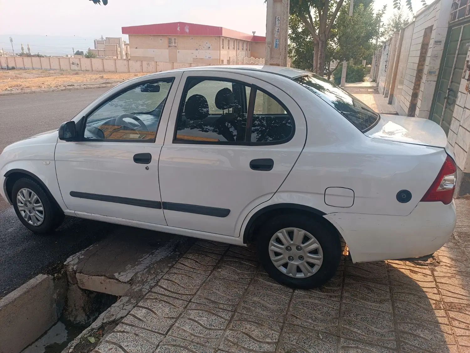 تیبا صندوق دار SX - 1394