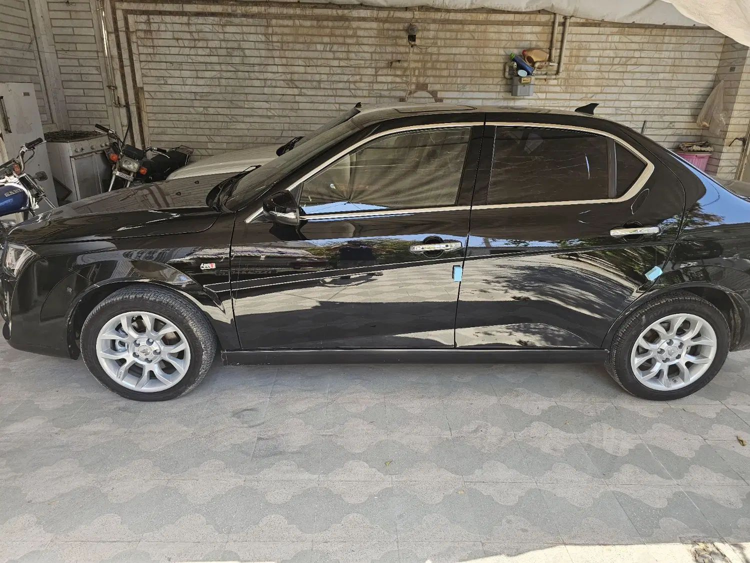 دنا پلاس توربو اتوماتیک - 1404