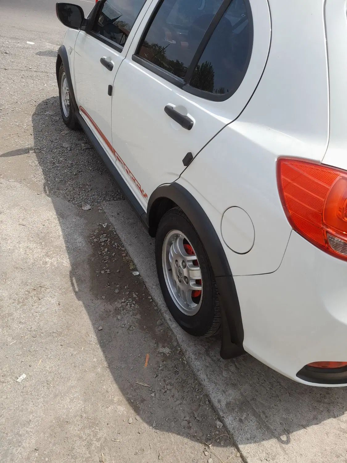 کوییک R دنده‌ای - 1399