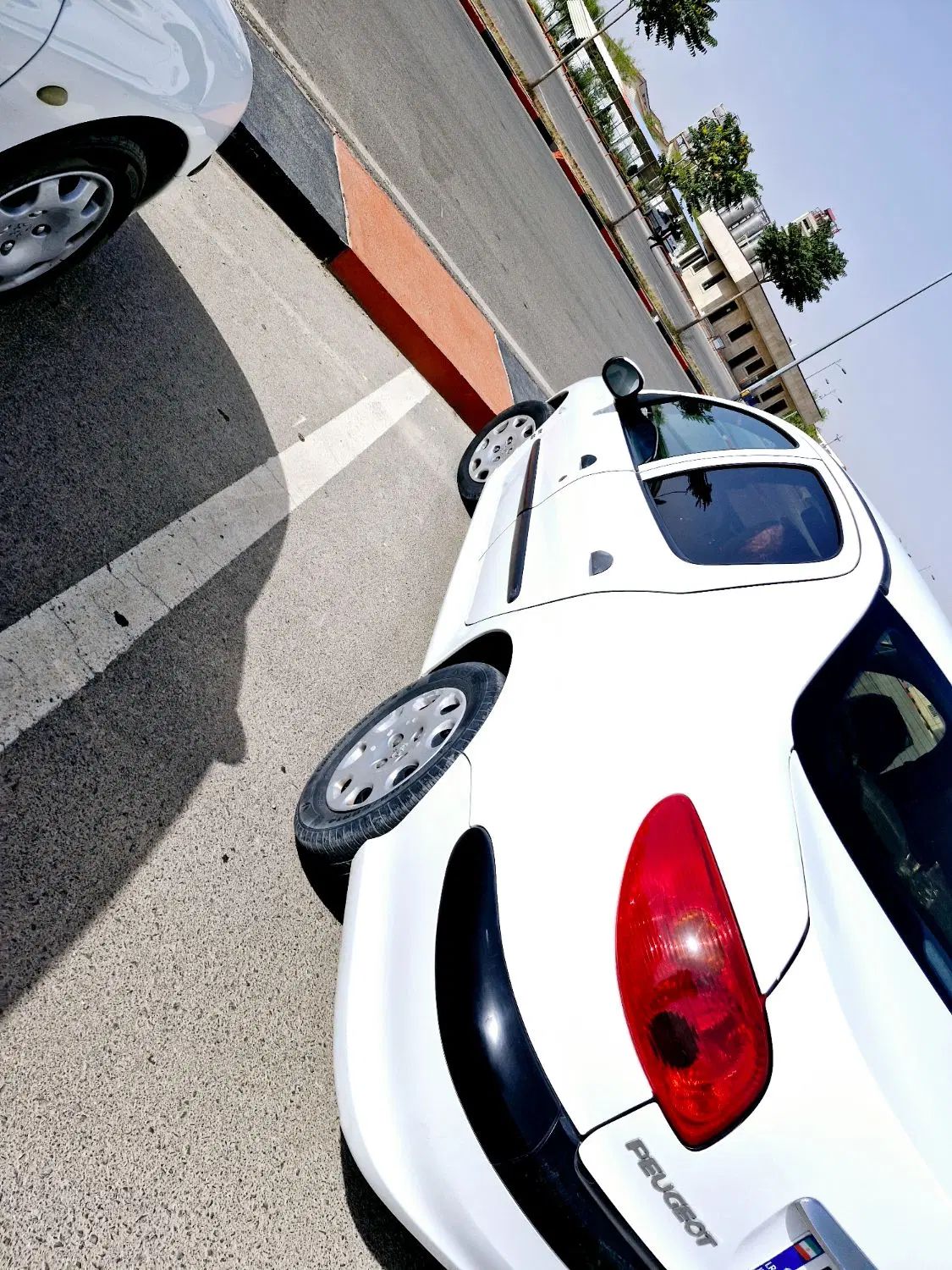 پژو ۲۰۶ صندوق دار v8 - 1399
