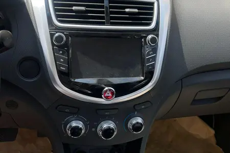 جک J4 اتوماتیک ساده - 1404