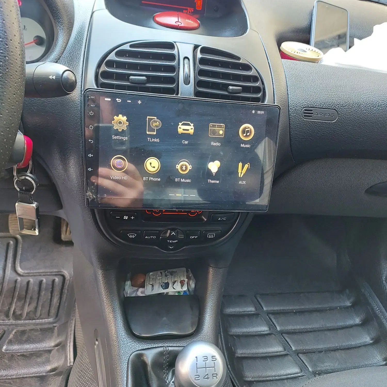 پژو ۲۰۶ صندوق دار v8 - 1400
