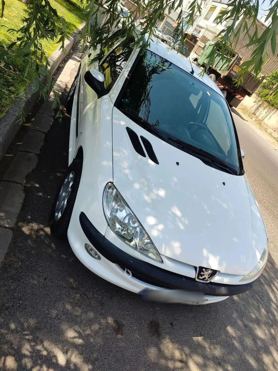 پژو ۲۰۶ صندوق دار v8 - 1399