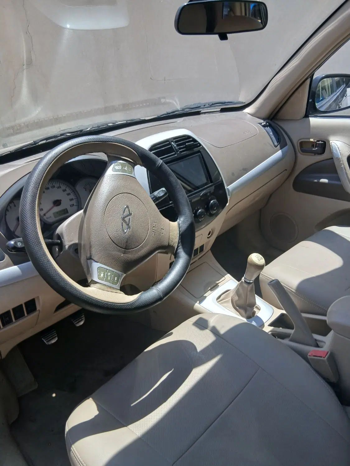 ام وی ام X33 دنده‌ای ساده - 1393