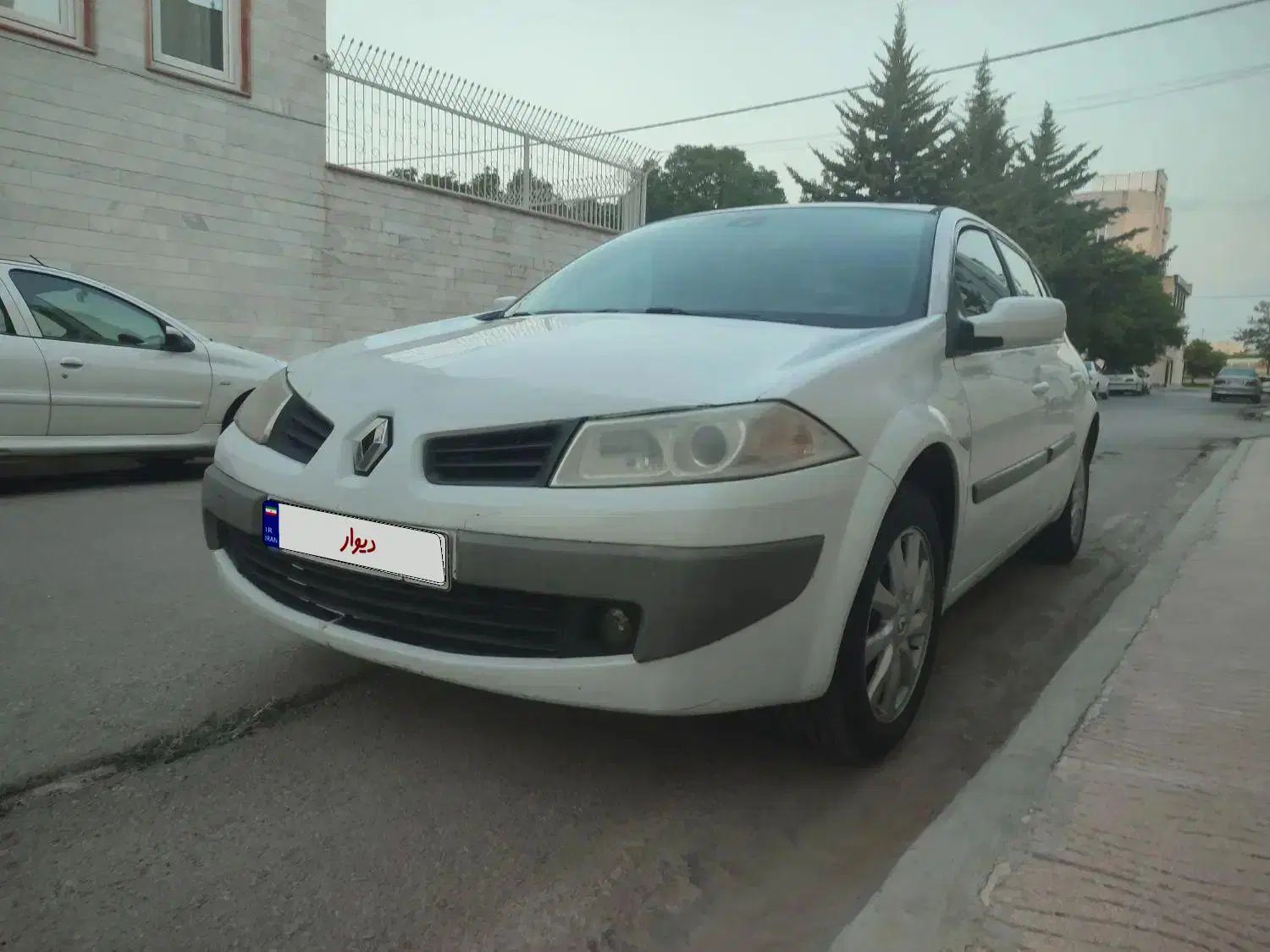 رنو مگان پارس خودرو 2000 - 1391