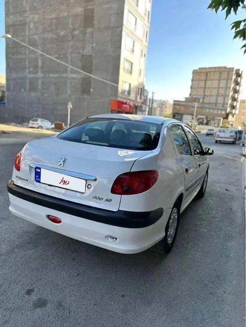 پژو ۲۰۶ صندوق دار v8 - 1390
