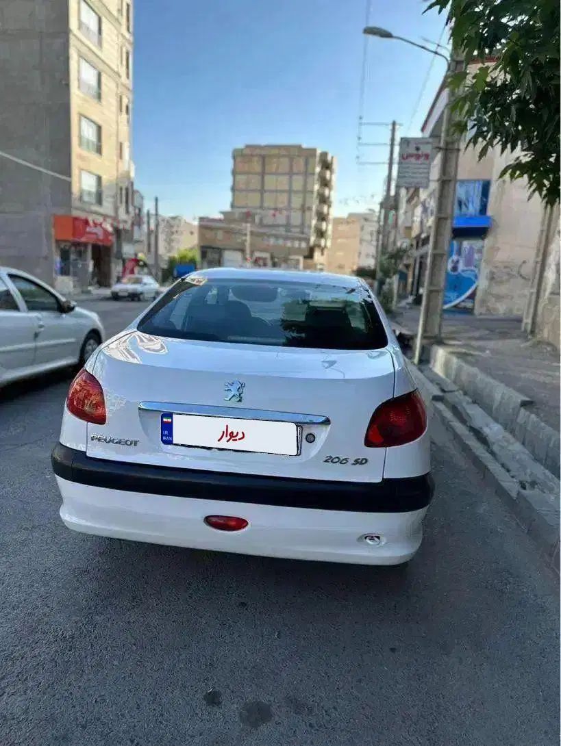پژو ۲۰۶ صندوق دار v8 - 1390