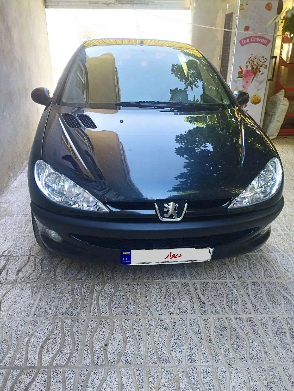 پژو ۲۰۶ صندوق دار v8 - 1392