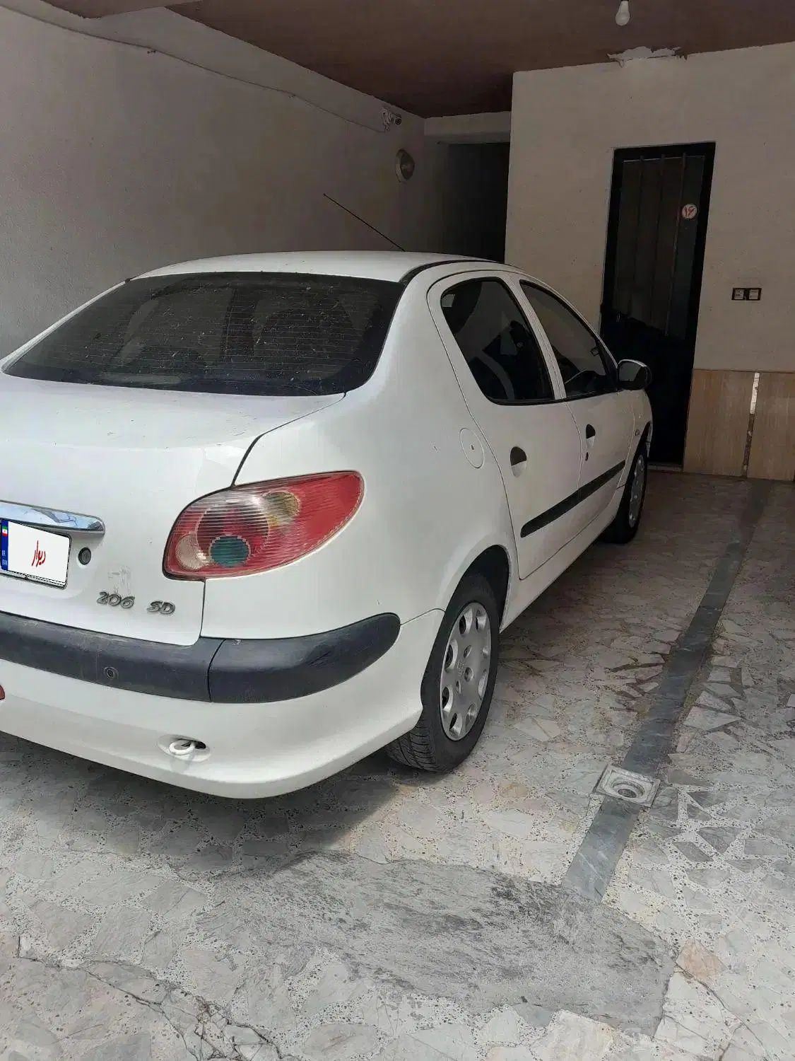 پژو ۲۰۶ صندوق دار v8 - 1393
