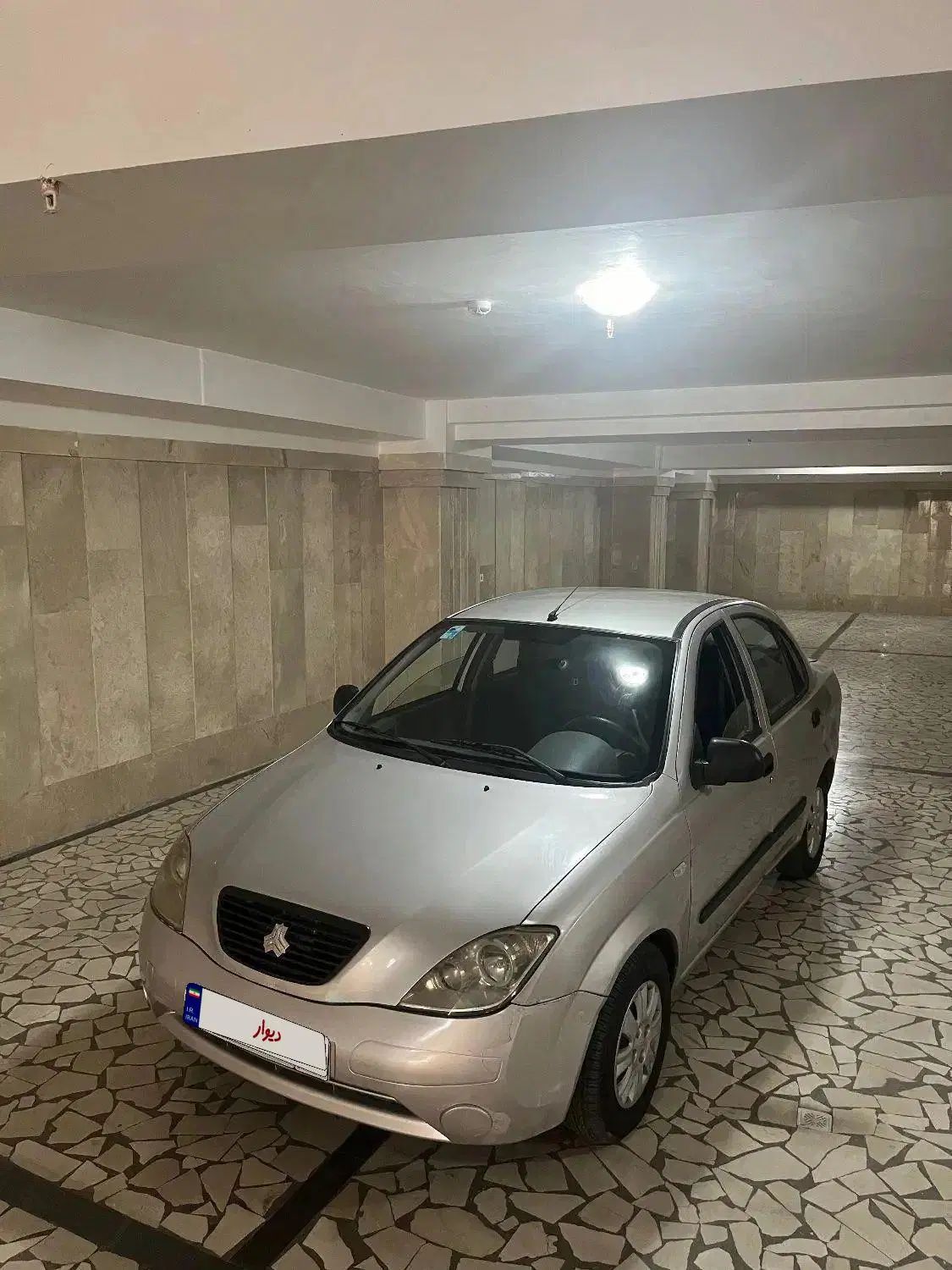 تیبا صندوق دار SX - 1393