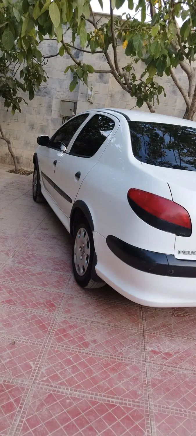 پژو ۲۰۶ صندوق دار v8 - 1389