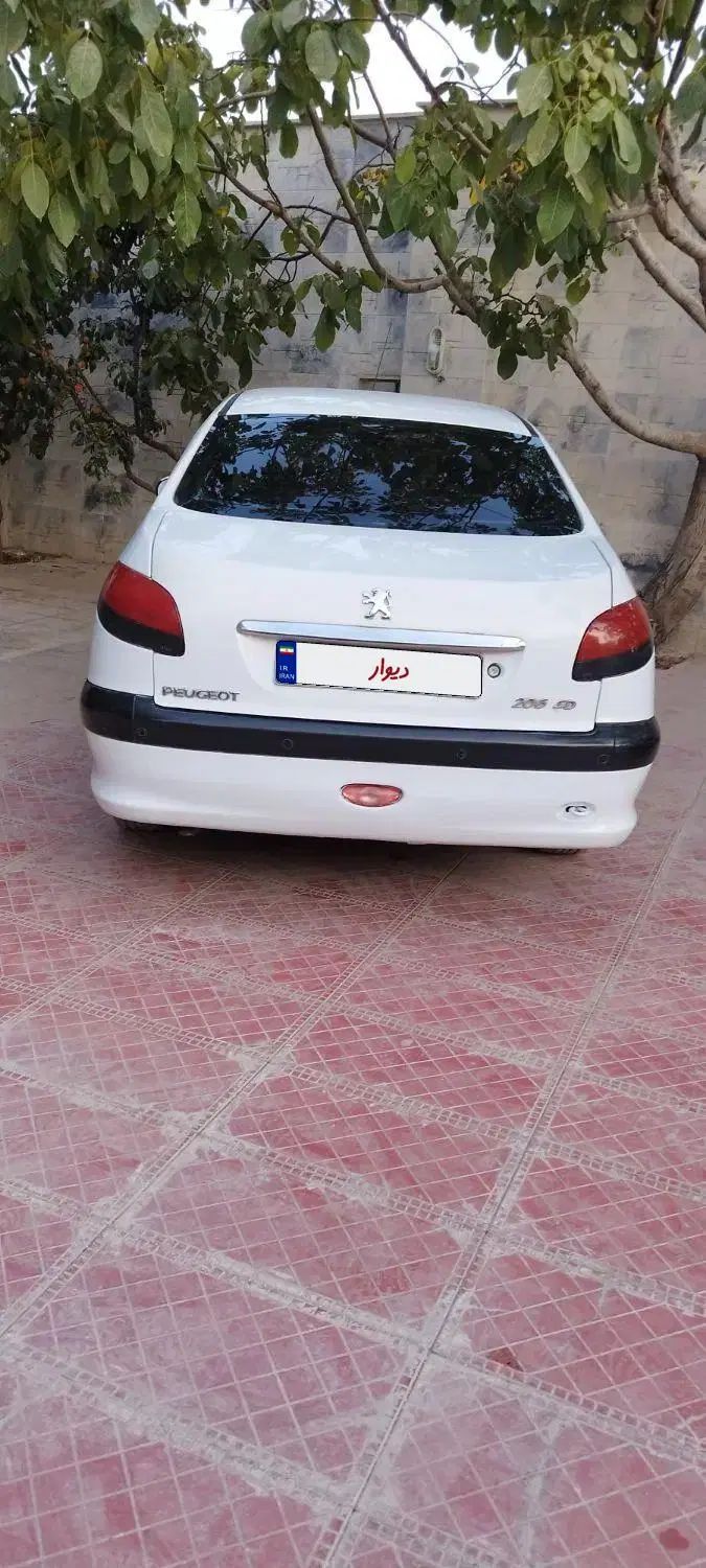 پژو ۲۰۶ صندوق دار v8 - 1389