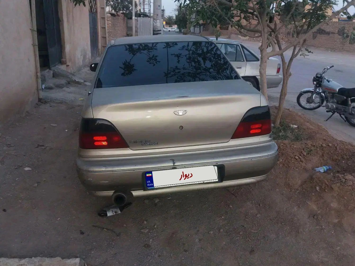 دوو سیلو سدان - 1379