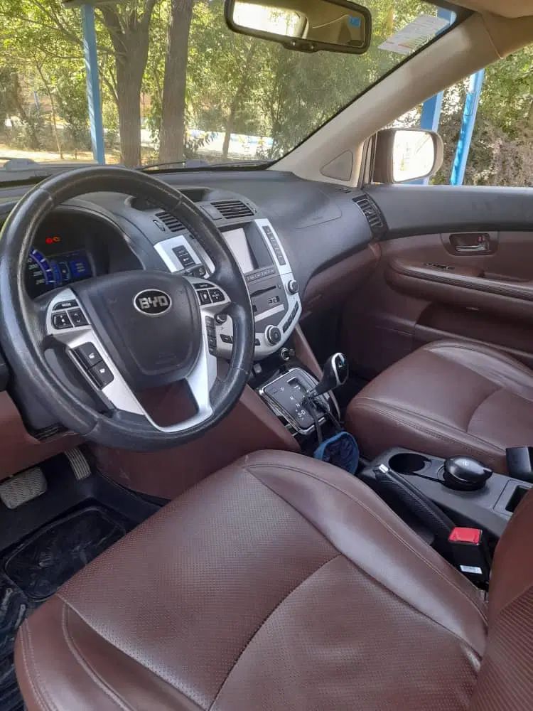 بی وای دی S6 اتوماتیک - 1396