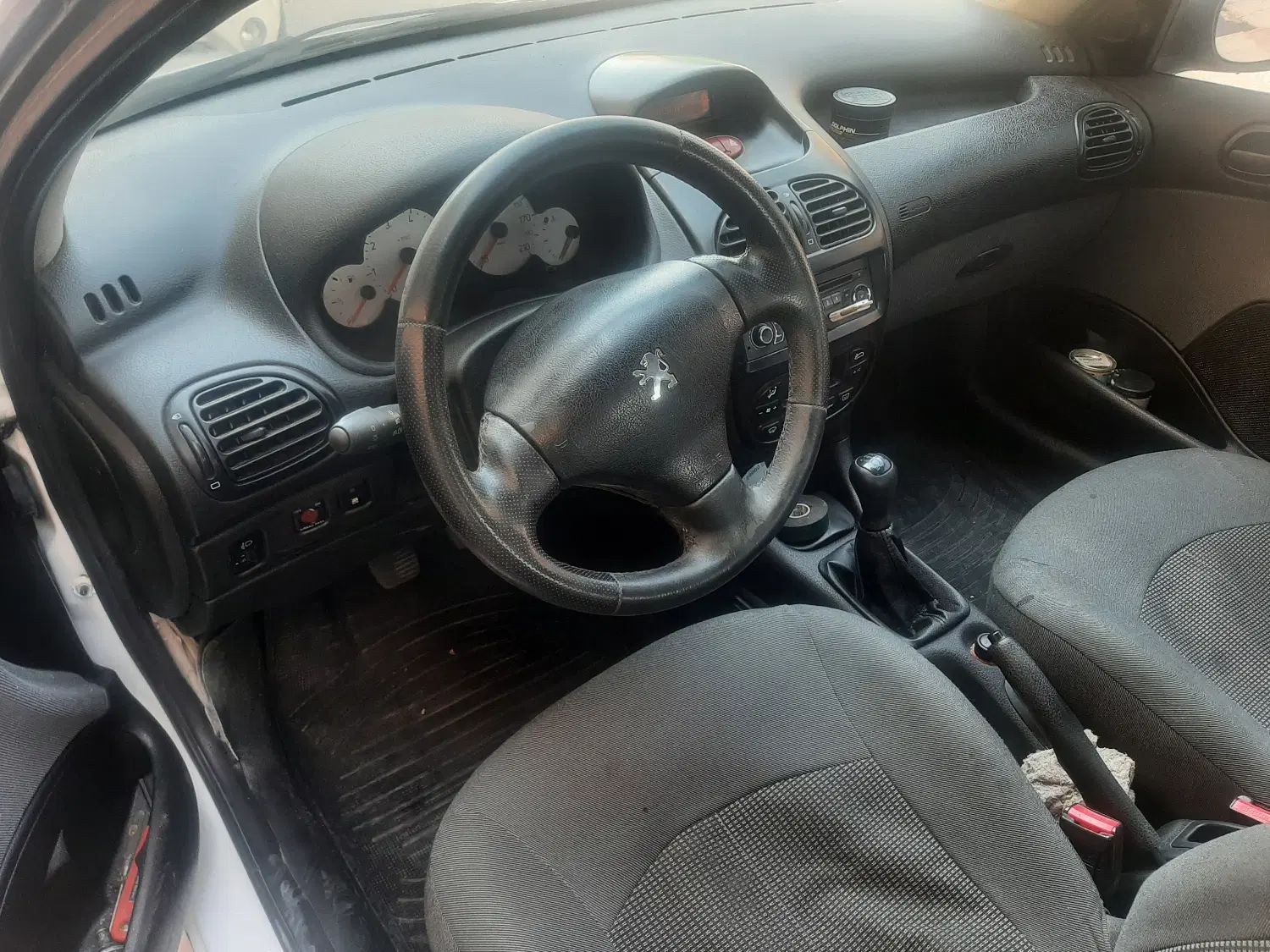 پژو ۲۰۶ صندوق دار v8 - 1395