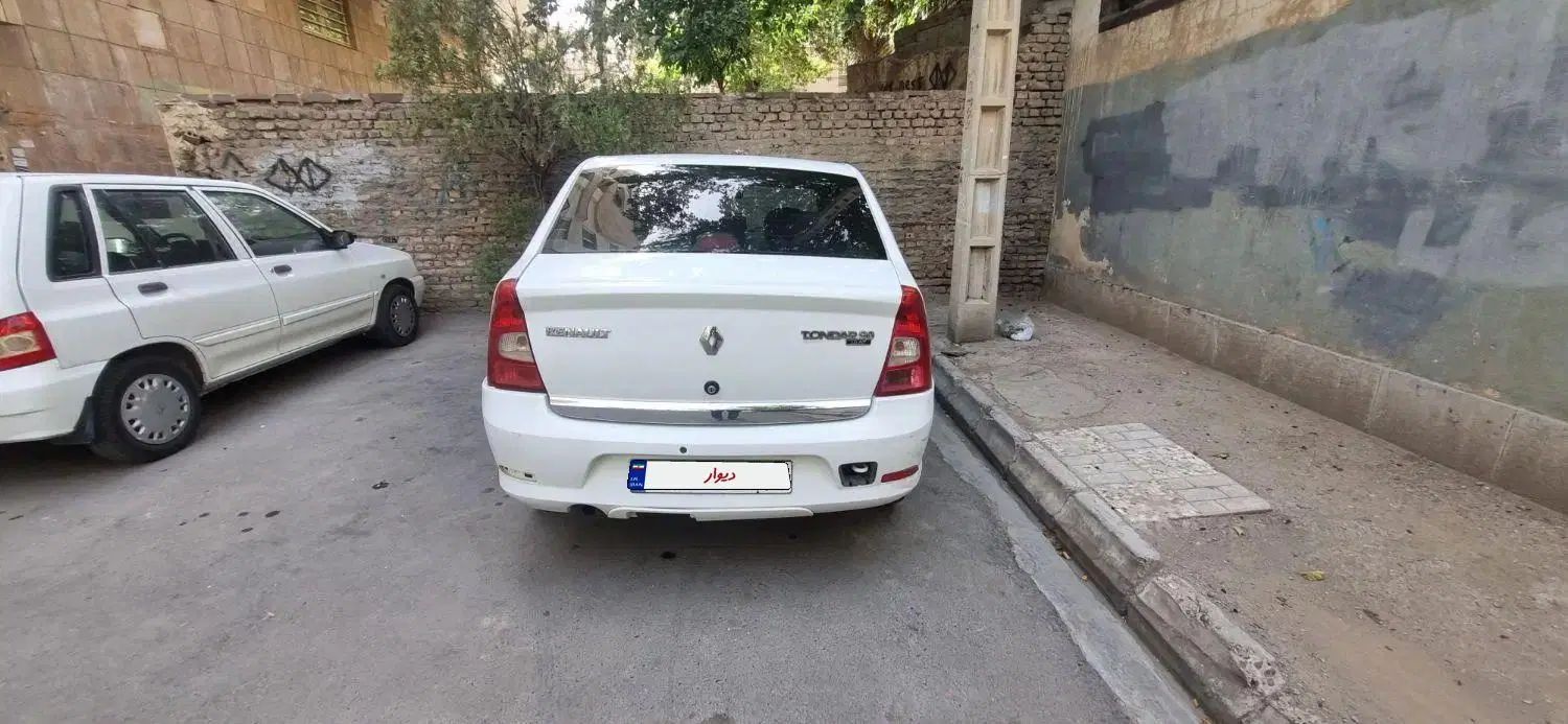 رنو تندر 90 پلاس اتوماتیک - 1396