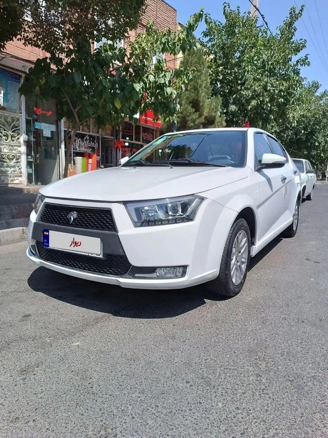 دنا پلاس تیپ ۲ سانروف ۴ ایربگ - 1401