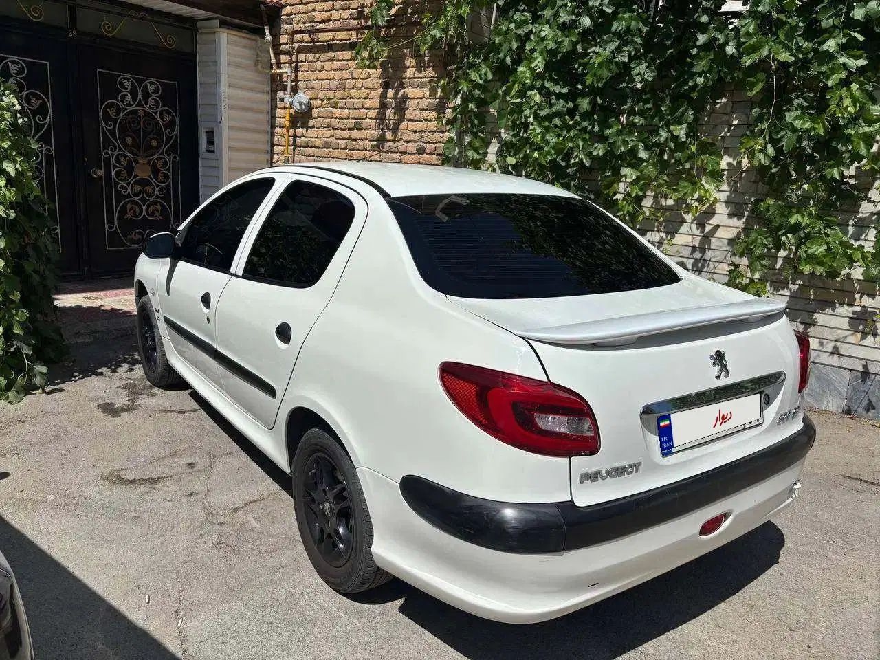 پژو ۲۰۶ صندوق دار v9 - 1389