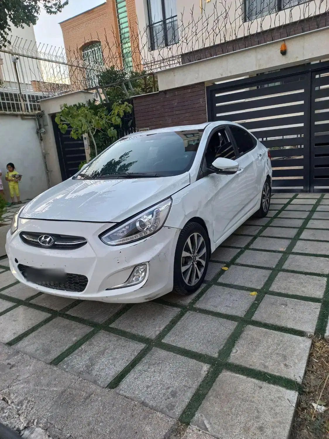 هیوندای اکسنت 1.6 لیتر بلو - 2015
